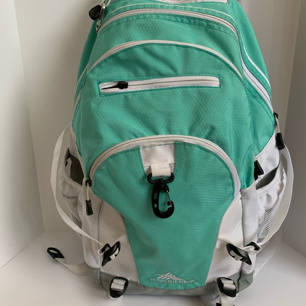 ❌SOLD❌HIGH SIERRA BACKPACK